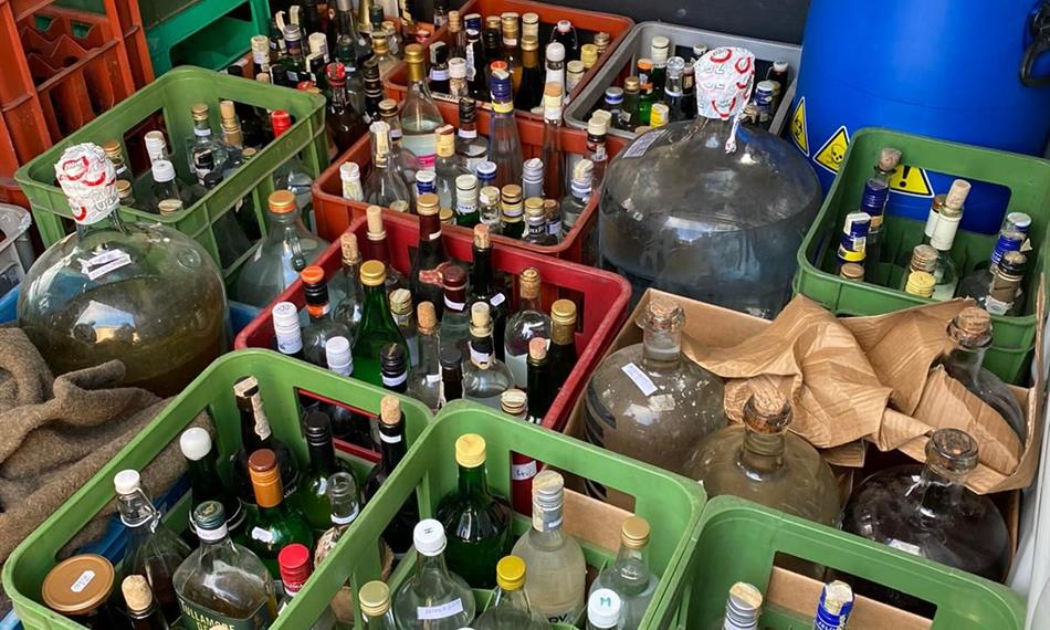 2021-1-14-940Zajištěný alkohol.jpg